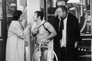 Jerry Stiller, Kaye Ballard, and Jack Weston in The Ritz (1976)