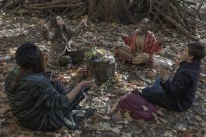 Zoey Luna, Gideon Adlon, Lovie Simone, and Cailee Spaeny in The Craft: Legacy (2020)