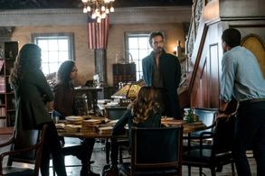 Janina Gavankar, Rachel Melvin, Tom Mison, Lyndie Greenwood, and Jerry MacKinnon in Sleepy Hollow (2013)