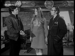 Kostas Karras, Haritini Karolou, and Zoras Tsapelis in Aftoi pou xehasan ton orko tous (1971)