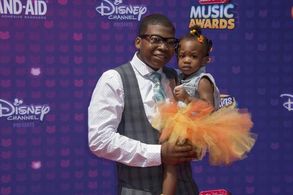 Mekai with baby sister Kaidynce