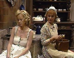 Veronika Freimanová and Jana Svandová in O Rozárce a zakletém králi (1985)