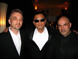 After Award Ceremony of Shanghai Int'l Film festival - (from left) Andrius Mamontovas (Best Music award),Kar Wai Wong (