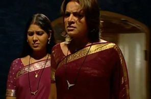 Shweta Kawatra and Sakshi Tanwar in Kahaani Ghar Ghar Kii (2000)