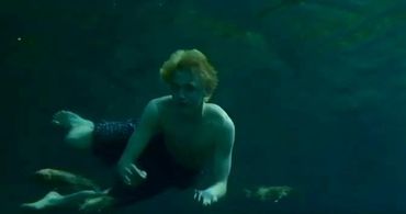 Tino Mewes in Do Fish Do It? (2002)