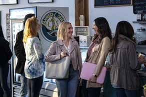 Sarah Goldberg and D'Arcy Carden in Barry: crazytimesh*tshow (2022)