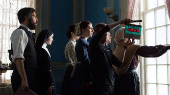 Josh Radnor, Tara Summers, and Emily Marie Palmer in Mercy Street (2016)