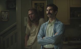 Mark Casimir Dyniewicz Jr. and Cody Gidley in I'm Dying Up Here (2017)