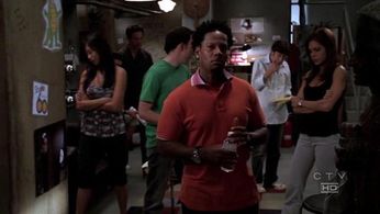 Camille Chen, Ayda Field, Simon Helberg, and D.L. Hughley in Studio 60 on the Sunset Strip (2006)