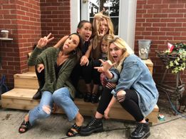 On set of The Rest of Us