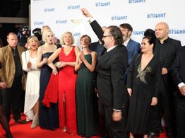 Karel Deruwe, Luk Wyns, and Ellen Schoeters in Crimi Clowns 2.0: Uitschot (2016)