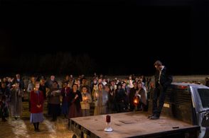 Tony Goldwyn, Molly Parker, Joey King, Sabina Gadecki, and Barbie Robertson in Outlaw Prophet: Warren Jeffs (2014)