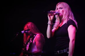 Anna Loos and Uwe Hassbecker in Leipzig Homicide (2001)