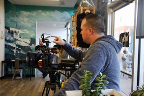 Behind the Scenes Her Look (2020)