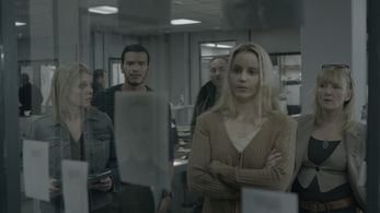 Kim Bodnia, Sofia Helin, Anette Lindbäck, Kristina Brändén Whitaker, and Said William Legue in The Bridge (2011)