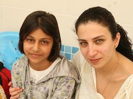 Clara Khoury and Fatimah Yahya in Arab Labor (2007)