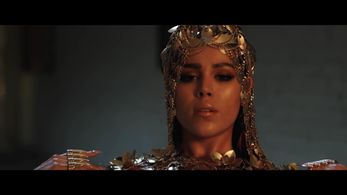 Danna Paola in Danna Paola: Final Feliz (2018)