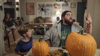 Jorge Garcia, Teilor Grubbs, and Zach Sulzbach in Hawaii Five-0 (2010)