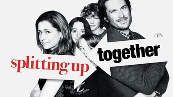 Oliver Hudson, Jenna Fischer, Van Crosby, Sander Thomas, and Olivia Keville in Splitting Up Together (2018)
