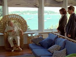 Colin Friels and Catherine McClements in Water Rats (1996)