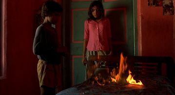 Shafiq Syed and Chanda Sharma in Salaam Bombay! (1988)