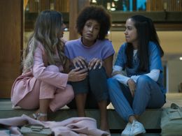 Verónica Orozco, Katherine Escobar, and Jeirmarie Osorio in Out Loud (2022)