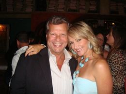 Chuck Houston w/Jennifer O'Dell inside Hemmingways