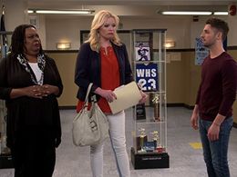 Melissa Peterman, Jean-Luc Bilodeau, and Karen Y. McClain in Baby Daddy (2012)