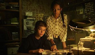 Preston Oliver and Kyliegh Curran in Secrets of Sulphur Springs (2021)