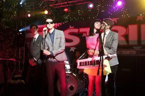 Victoria Asher, Jessica Lowndes, Gabe Saporta, Alex Suarez, and Ryland Blackinton in 90210 (2008)