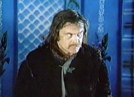 Ivan Mikolaychuk in Takaya pozdnyaya, takaya tyoplaya osen (1982)