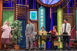 Evrim Akin, Sinan Çaliskanoglu, Ünal Yeter, Meltem Yilmazkaya, and Ecem Erkek in Güldür Güldür Show: 199. Bolum (2019)