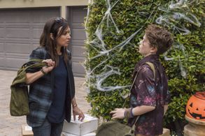 Pamela Adlon and Hannah Riley in Better Things (2016)