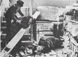 William Hall, Warren Hull, and Keye Luke in The Green Hornet Strikes Again! (1940)