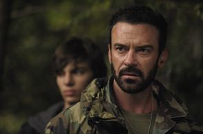 Alan Van Sprang and Devon Bostick in Survival of the Dead (2009)