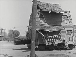 Buster Keaton and Sybil Seely in One Week (1920)