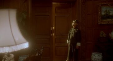 Xiaoxiao Wang in Shanghai Triad (1995)