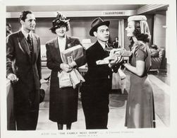 Thomas Beck, Ruth Donnelly, Joy Hodges, and Eddie Quillan in The Family Next Door (1939)