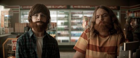 Griffin Kane and Shane Francis Smith in The Patriot