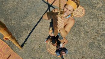 Alec Merlino in Survivor (2000)