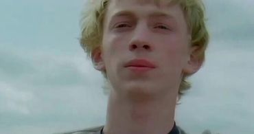 Tino Mewes in Do Fish Do It? (2002)