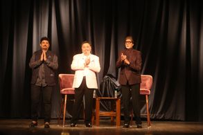 Amitabh Bachchan, Rishi Kapoor, and Umesh Shukla in 102 Not Out (2018)