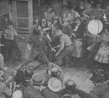 Alan Hale, Don Barclay, Wade Boteler, Harry Cording, Jack La Rue, Frank McHugh, Wayne Morris, Addison Richards, and Russ