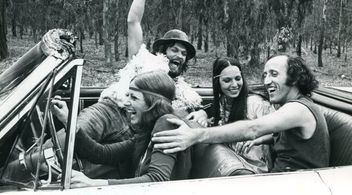 Amnon Fisher, Orli Perl, Orna Pitussi, and Gadi Yagil in Hitchhikers (1998)