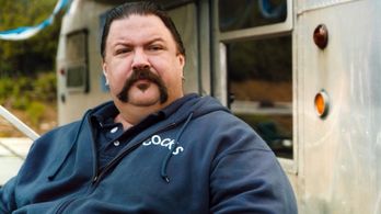 Actor Paul Henderson in Division III: Football's Finest (2011)