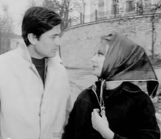 Filiz Akin and Cüneyt Arkin in Soför Nebahat ve kizi (1964)
