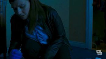 Jen Gardiner playing a detective in An Unexpected Killer
