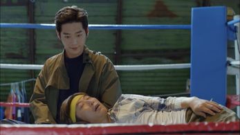 Kim Won-Hae and Seo Kang-Joon in Are You Human Too? (2018)