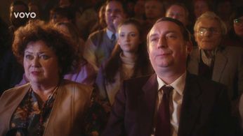 Jana Bousková and Robert Miklus in Iveta: Tisíc obycejných vecí (2022)