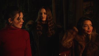 Kim Sandwich and Laura Williamson on the set of 